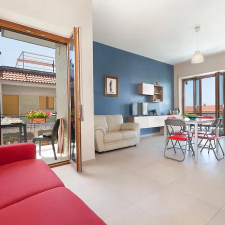 Myhome - Sorrento By The Sea-beach Apartment *